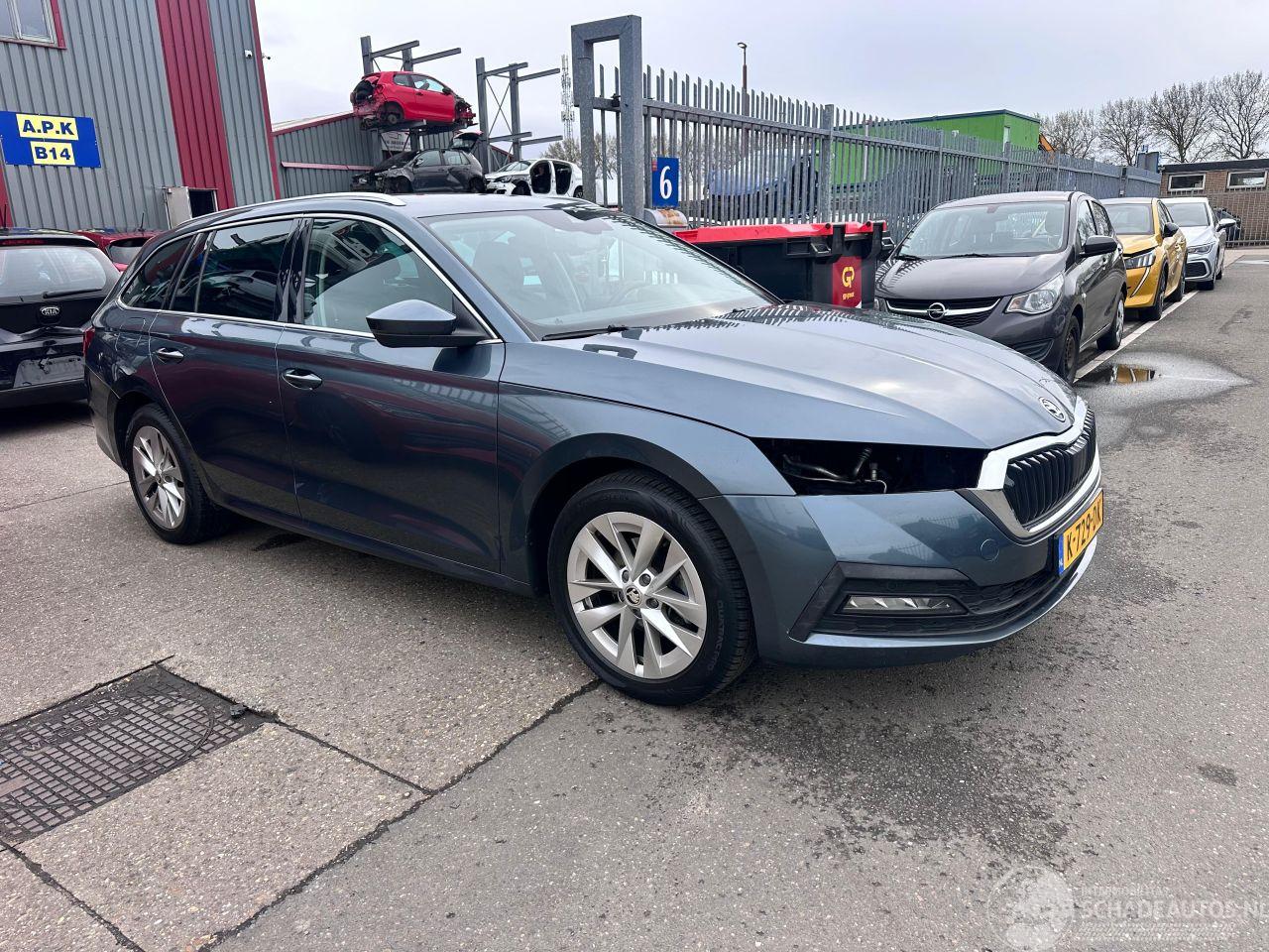 Skoda Octavia 1.0 eTSI / DSG