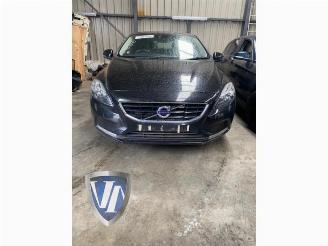 Volvo V-40 V40 (MV), Hatchback 5-drs, 2012 / 2019 2.0 D2 16V picture 1