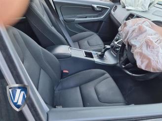 Volvo V-60 V60 I (FW/GW), Combi, 2010 / 2018 2.0 D4 16V picture 6