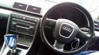 Audi A4 A4 (B7), Sedan, 2004 / 2008 2.0 TDI 16V picture 9