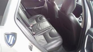 Volvo V-60 V60 I (FW/GW), Combi, 2010 / 2018 1.6 DRIVe picture 10