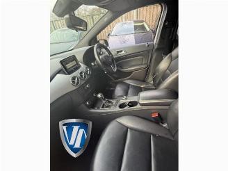 Mercedes B-klasse B (W246), Hatchback, 2011 / 2018 1.6 B-180 BlueEFFICIENCY Turbo 16V picture 4