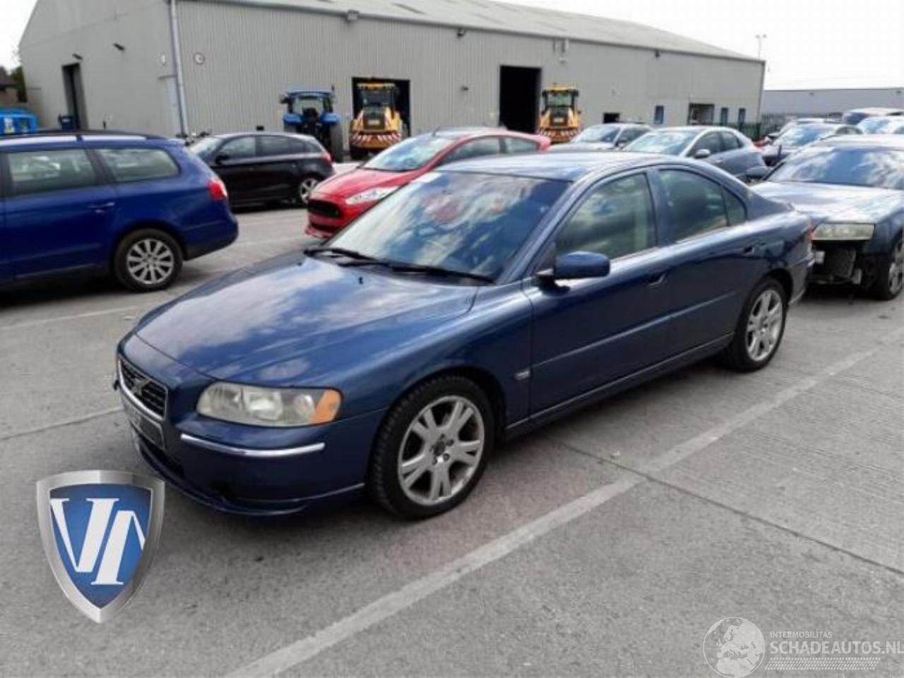 Volvo S-60 S60 I (RS/HV), Sedan, 2000 / 2010 2.4 D5 20V
