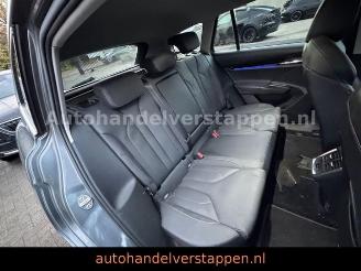 Skoda Enyaq 80 DAB+ Suite Convenience-Paket picture 17