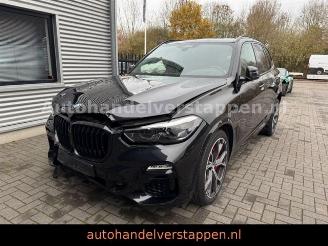 Vaurioauto  passenger cars BMW X5 xDrive 45 e M Sport Pano Air Leder Harman 2021/10